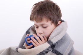 Как лечить детей при легкой простуде