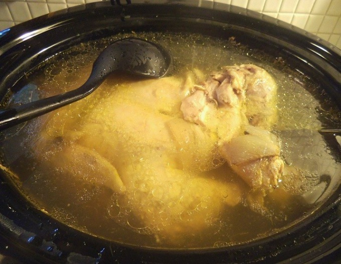 How to cook chicken to the broth was transparent