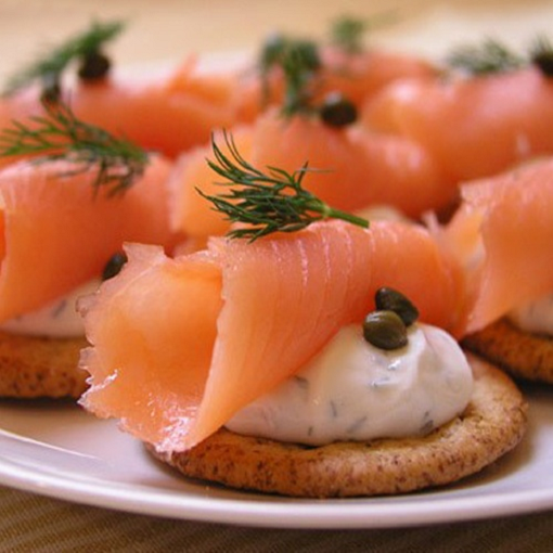 How to cook an appetizer on crackers