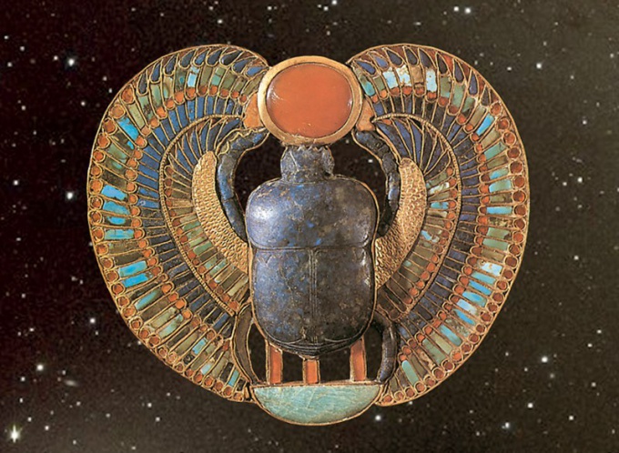 Почему в древнем египте жук-скарабей считался священным