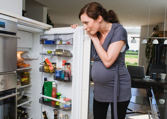 Why pregnant women want to sour