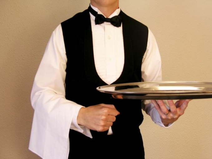 Is it difficult to work as a waiter