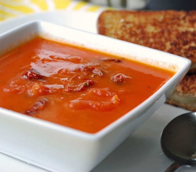 How to cook cold soup with tomato juice