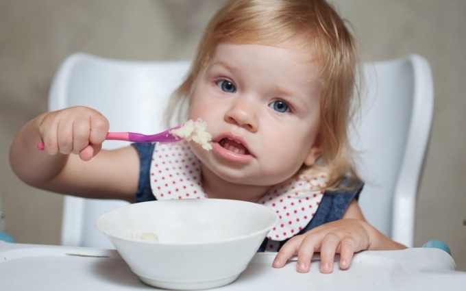 How much should to eat for lunch year-old child