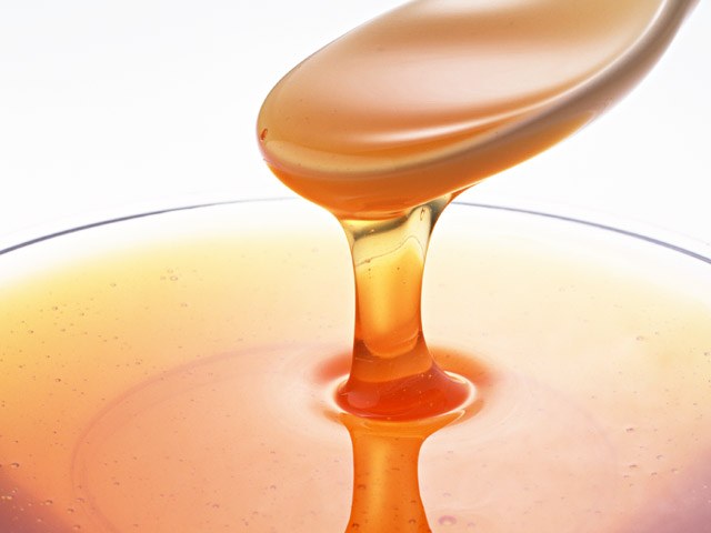 At what temperature the honey loses its useful properties