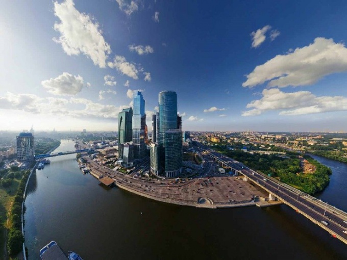 Почему прожиточный минимум по России один, а в Москве другой
