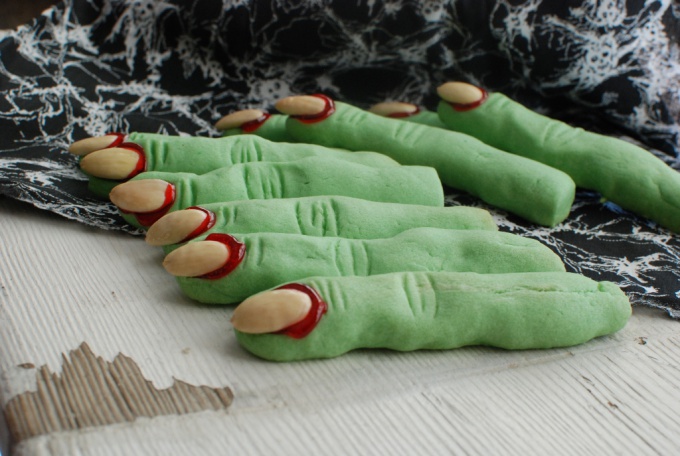 Как приготовить печенье "Ведьмины пальчики"