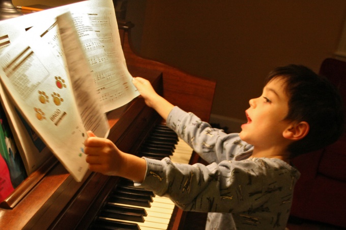 Как учить ребенка музыке