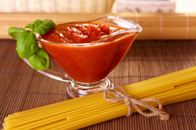 Как выбрать томатный соус для спагетти
