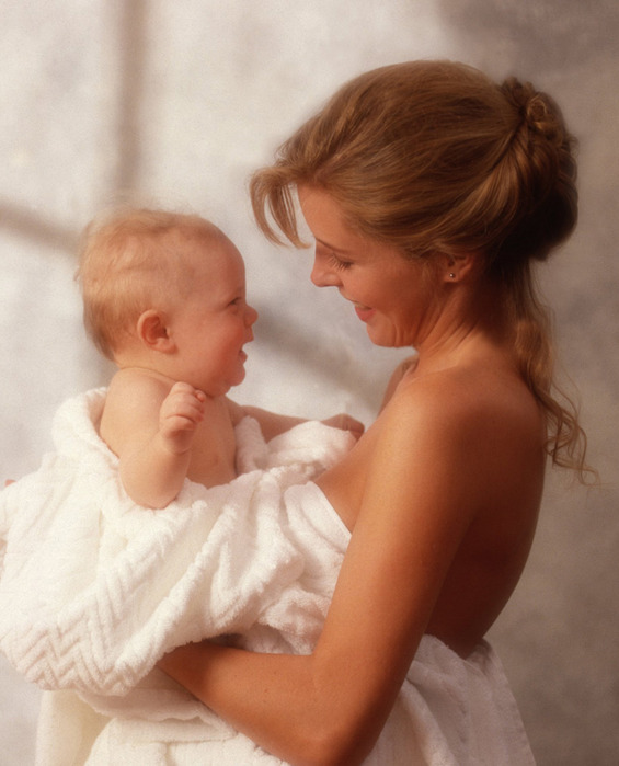 Happy breastfeeding is not a myth
