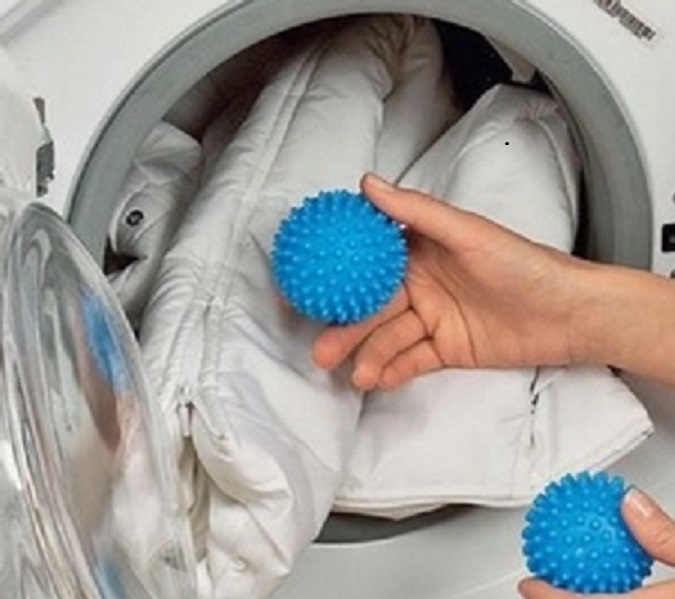 Как постирать пуховик в стиральной машине - несколько советов