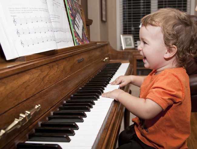 Как развить у ребенка музыкальный слух