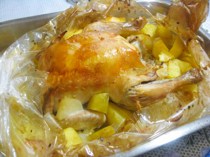 Чего бы приготовить из курицы и картошки в рукаве