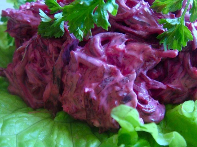 Рецепты вкусных салатов из вареной свеклы