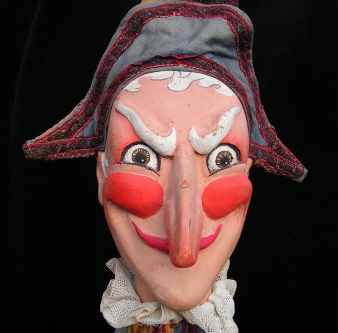 Персонаж французского кукольного театра Полишинель