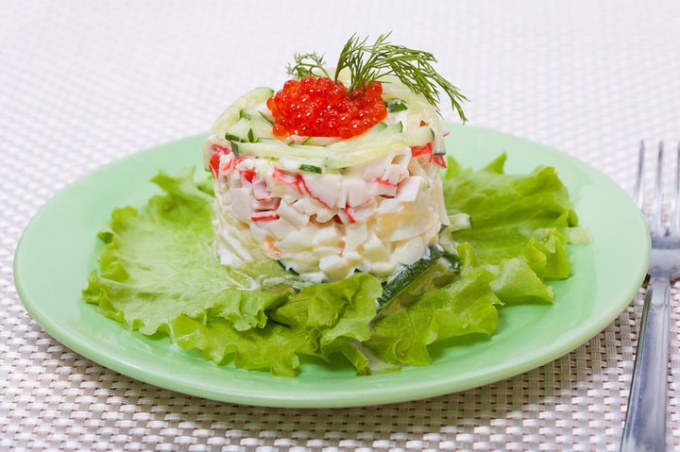 What is the composition of crab salad