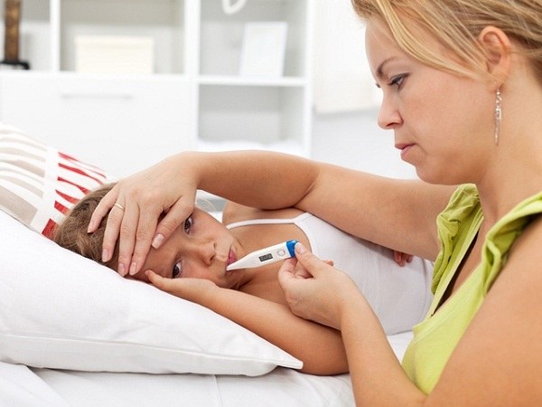 Aches without fever in children can be a symptom of lupus