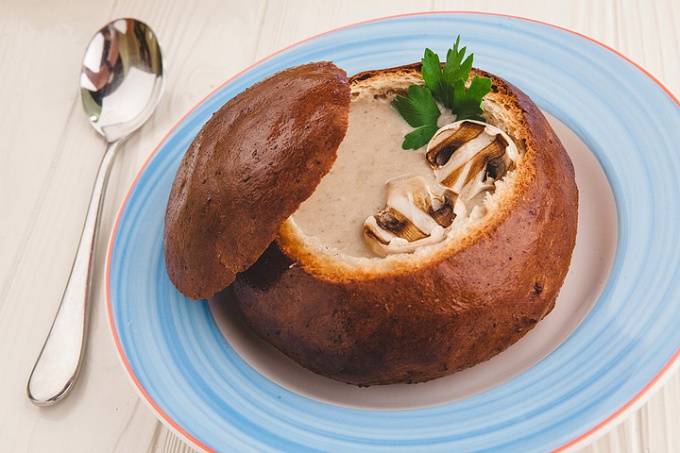 Как приготовить грибной суп в хлебе