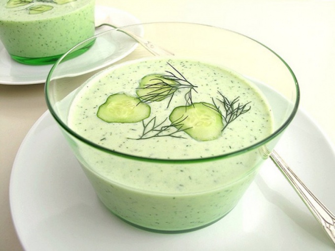 How to make cold cucumber soup