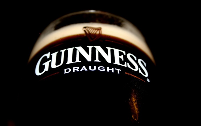 Как правильно наливать пиво Guinness