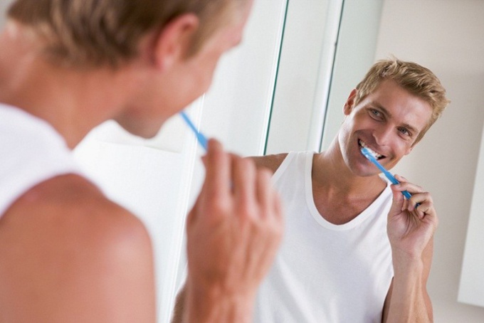 Советы стоматологов: сколько раз в день надо чистить зубы