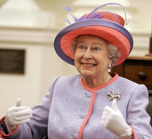 Почему английская королева отмечает свой день рождения дважды