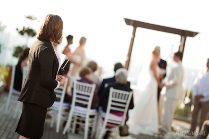Как стать организатором свадеб
