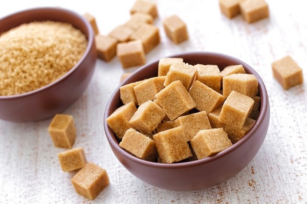 Как производят коричневый сахар