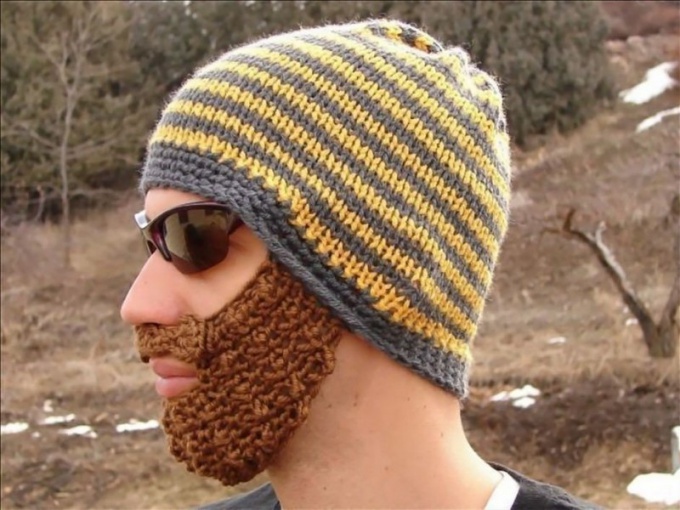 Как связать шапку с бородой