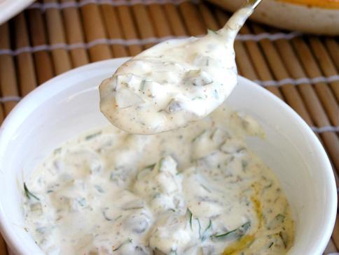 Delicious sauces based on mayonnaise: simple recipes in a hurry
