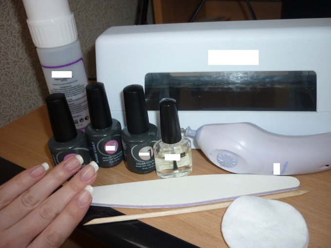 How to shellac nails cover at home