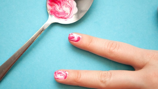 11 beauty tricks that you can do with a spoon