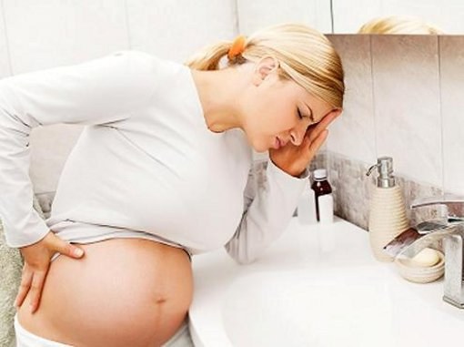 На каком сроке беременности начинается токсикоз