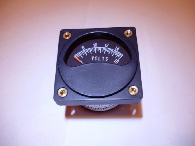 How to use a voltmeter