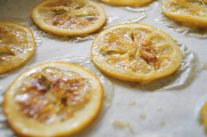 Лимонные чипсы в карамели