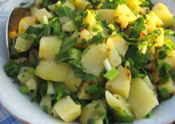 Горячий картофельный салат