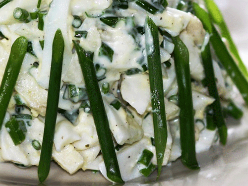 Диетический салат из кальмаров