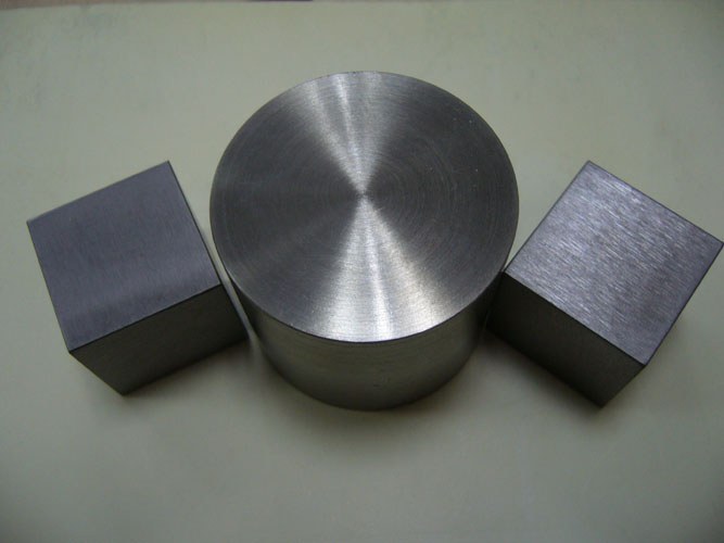 Tungsten: properties and applications