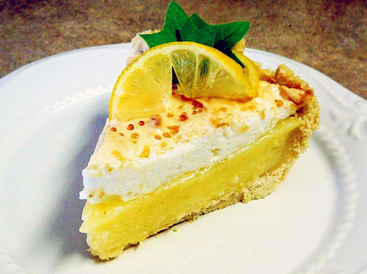 Пирог с имбирем и лимоном