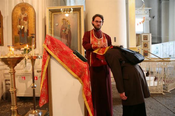 Как православному человеку правильно подготовиться к первой исповеди 