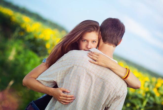 How to understand that a guy likes you