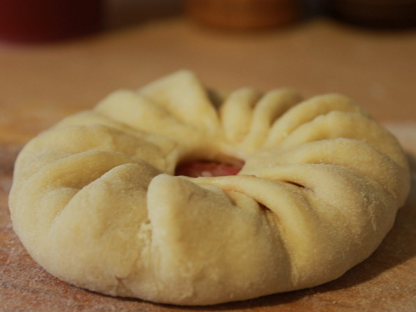 How to prepare the dough for tat