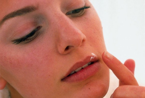 Лечение простуды на губе