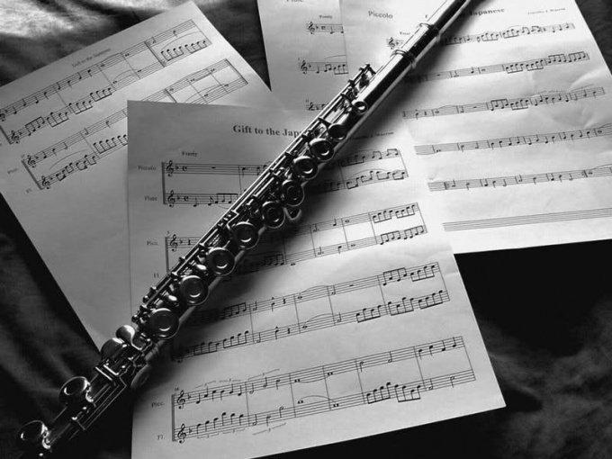 Как обучиться играть на флейте
