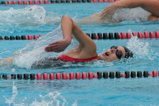 How to swim the breaststroke