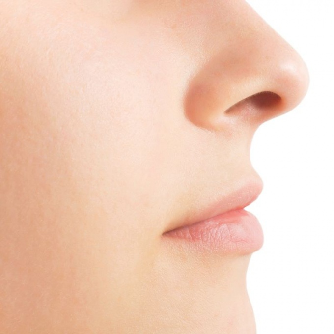 Почему из носа пахнет ацетоном