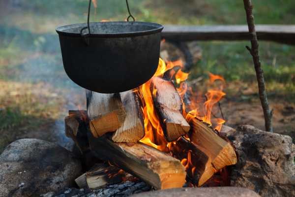 Tourist menu: what to cook in a pot