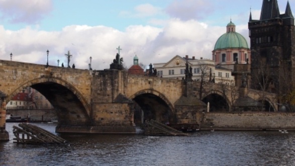 Достопримечательность Праги - Карлов мост