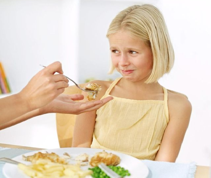 Как не надо кормить ребенка