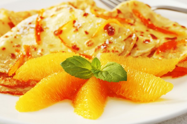 Блинчатый пирог со сметаной и апельсинами